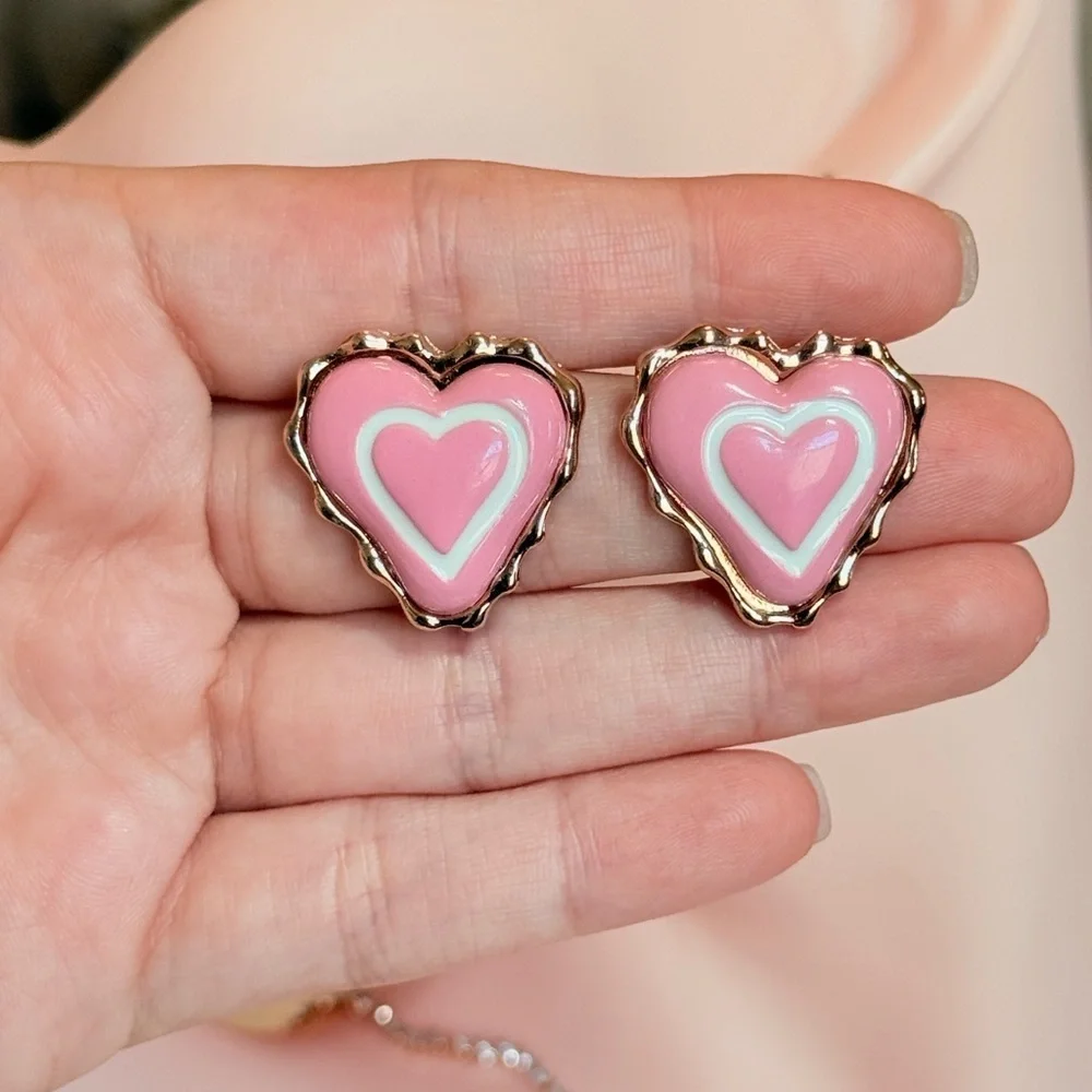 ⚜️ Loveé Pink Heart Earrings